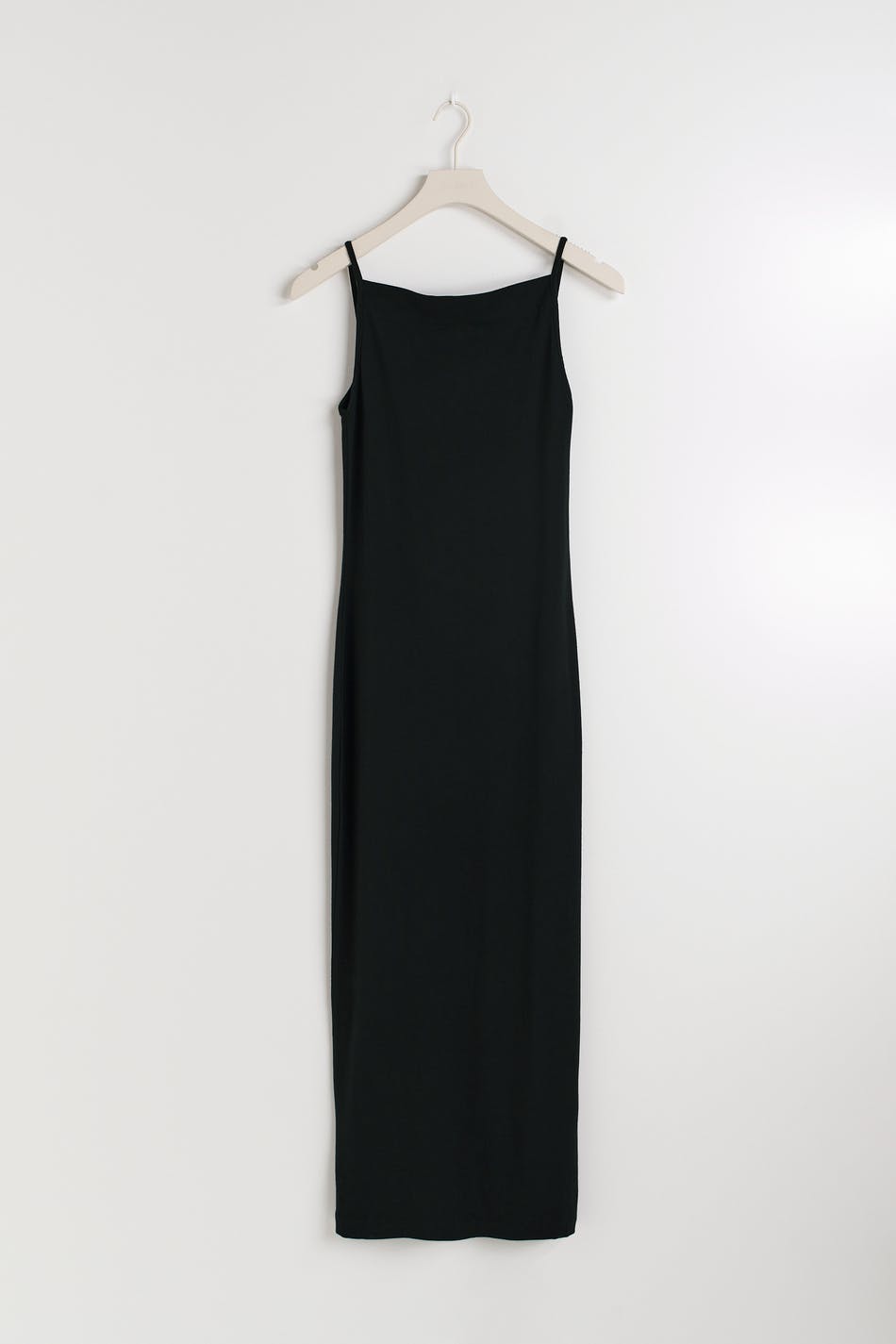 Boatneck strap dress