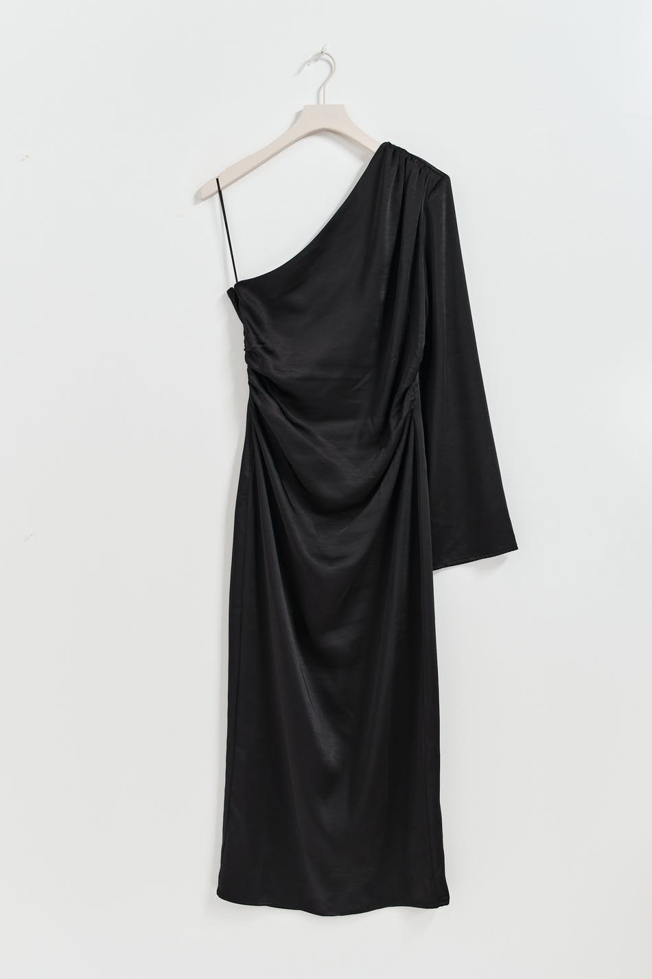 One shoulder satin dress
