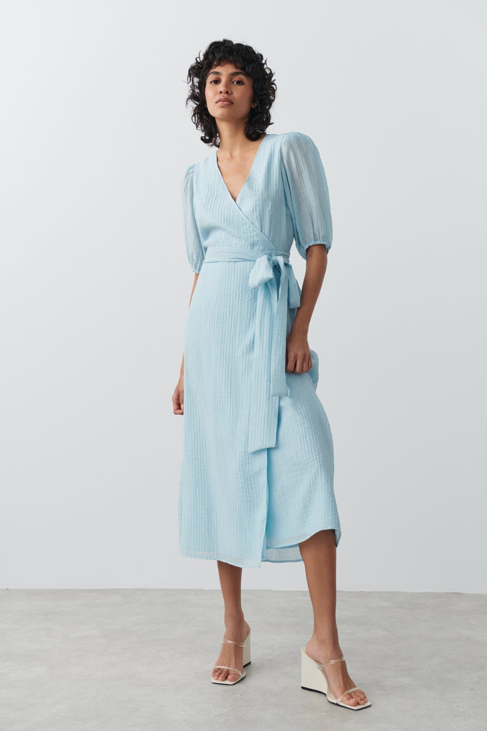 Puffsleeve midi dress