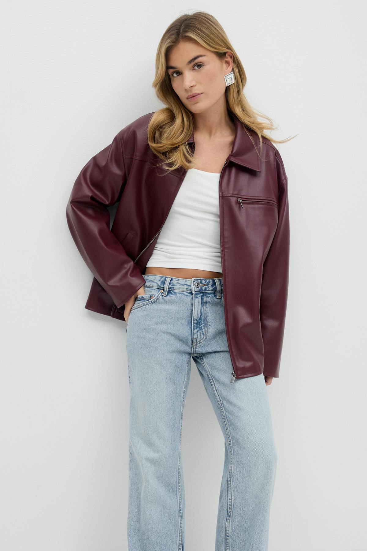 Low straight jeans