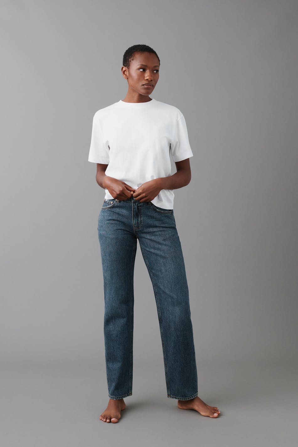 Low straight jeans