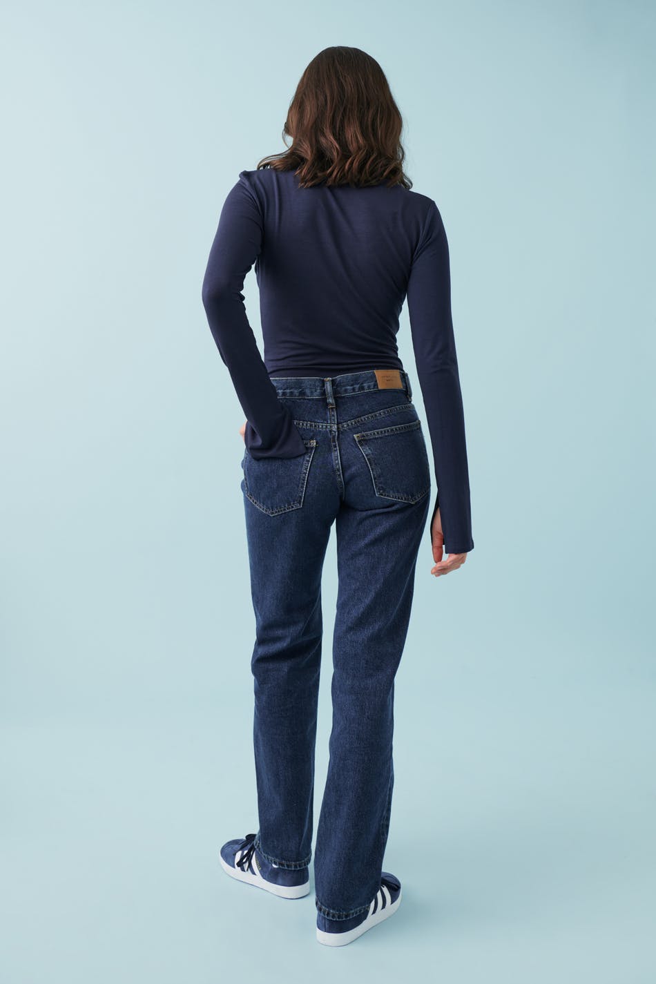 Low straight jeans