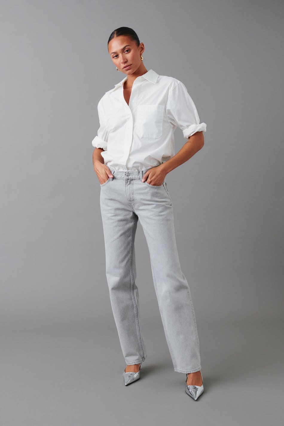 Low straight jeans