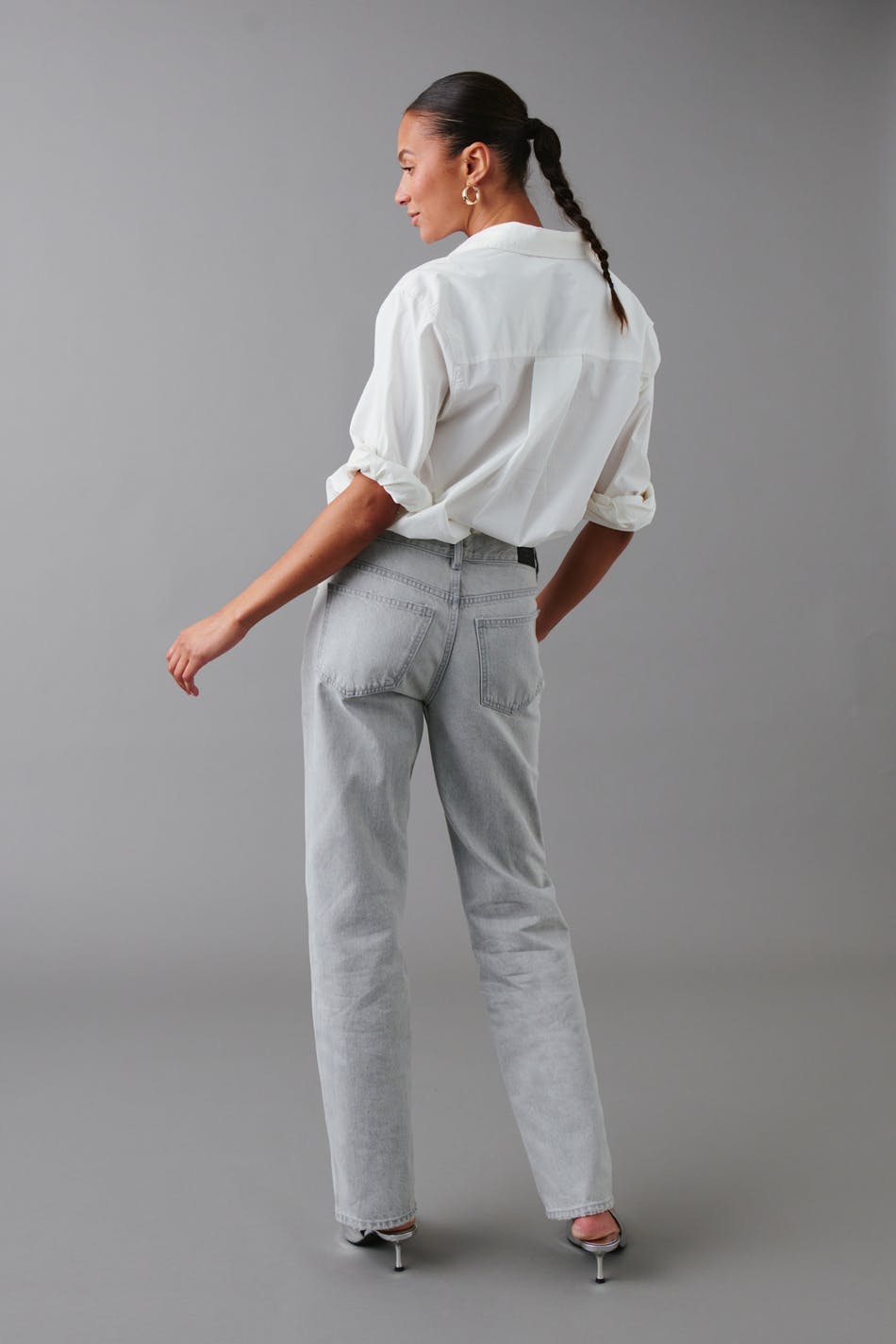 Low straight jeans