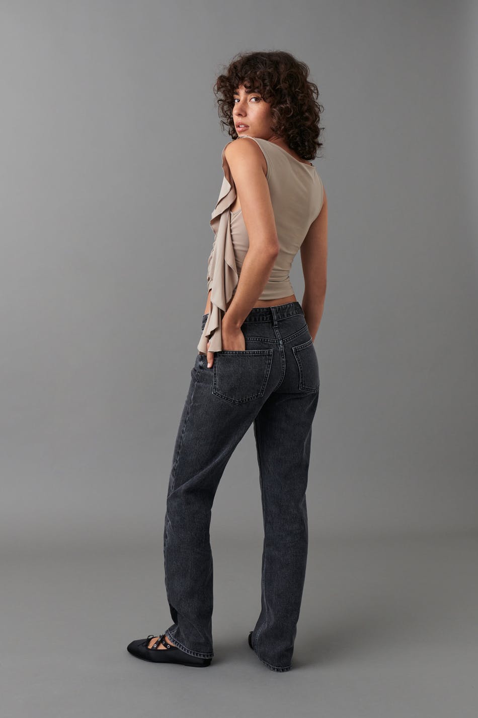 Low straight jeans