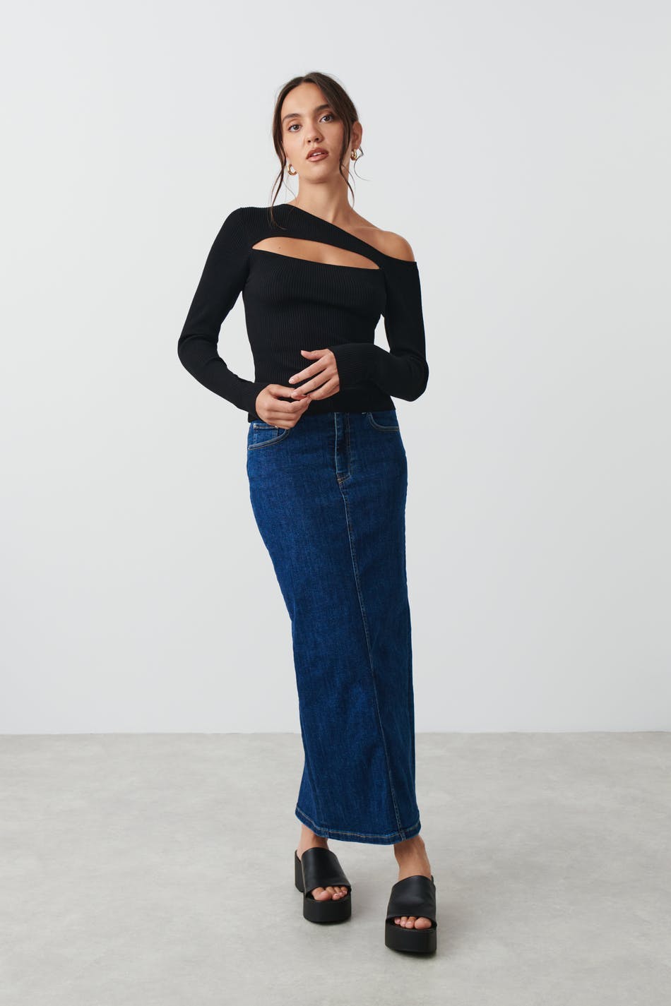 Cutout knitted top