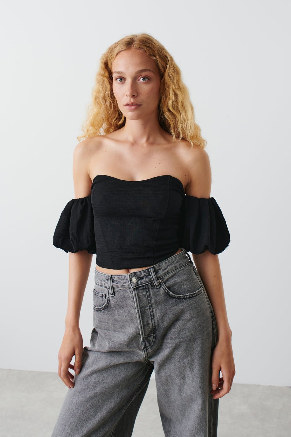 Off shoulder puff sleeve top