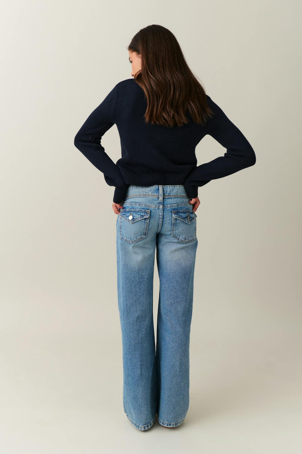 low waist wide jeans