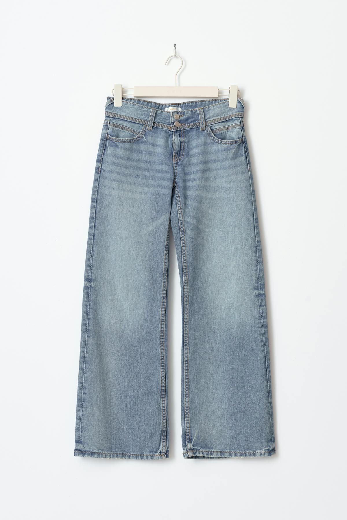 low waist wide jeans