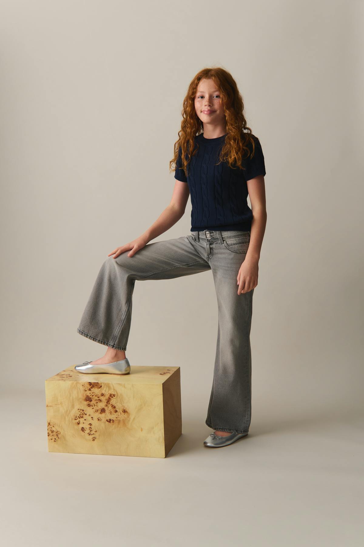 low waist wide jeans