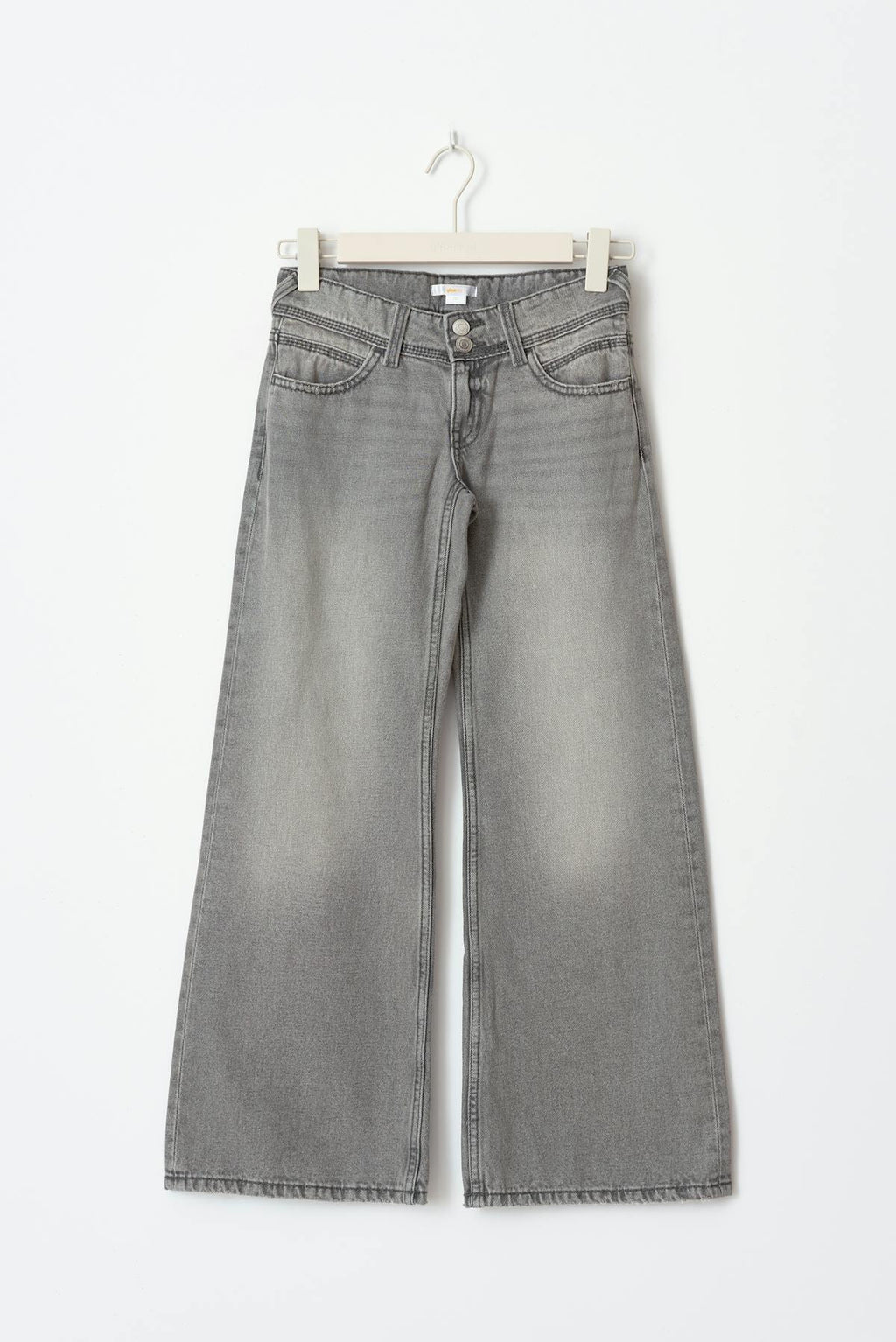 low waist wide jeans