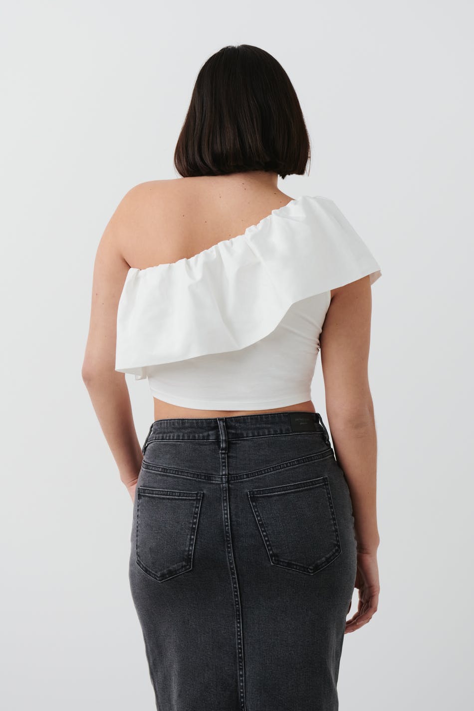 Cropped one shoulder singlet