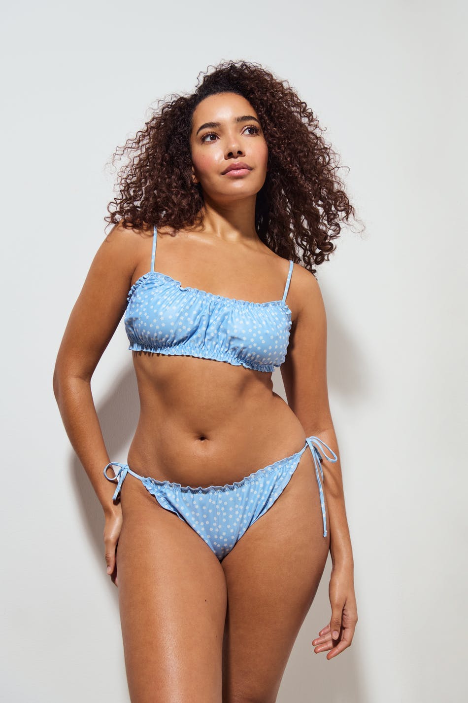 Soft flounce bikini brief