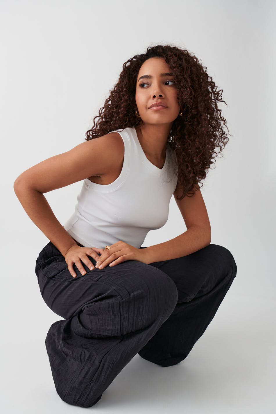Crinkle texture trousers