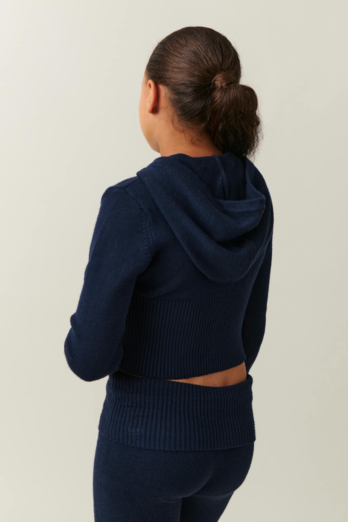 Knitted yoga hood