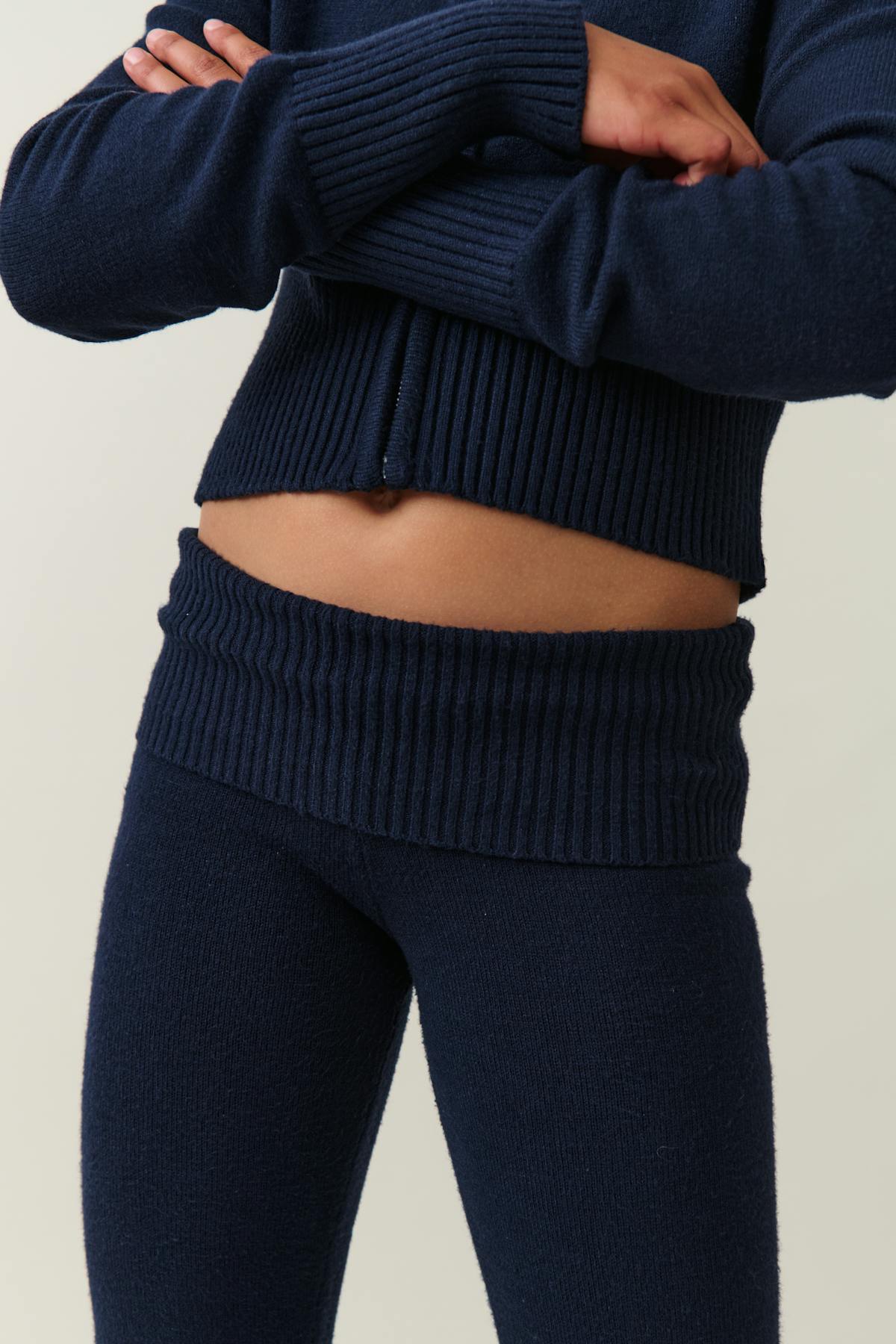 Knitted yoga pants