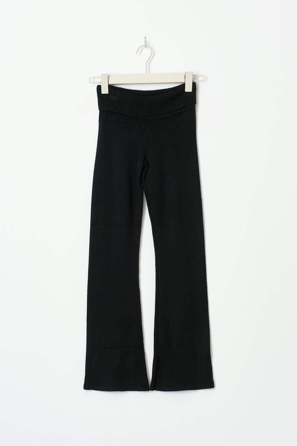 Knitted yoga pants