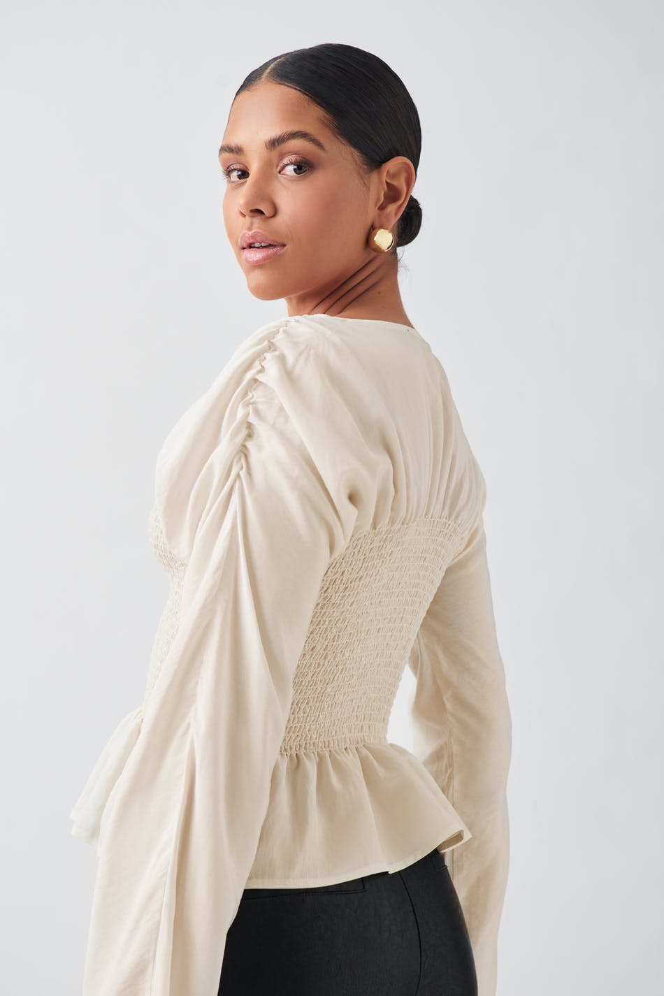 Puff sleeve blouse