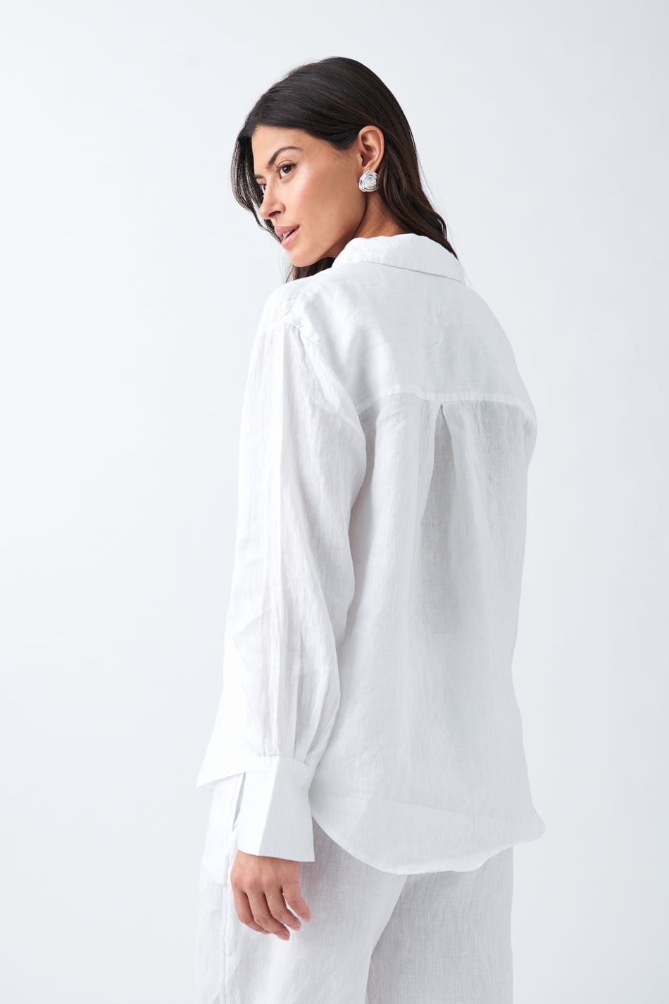 linen shirt