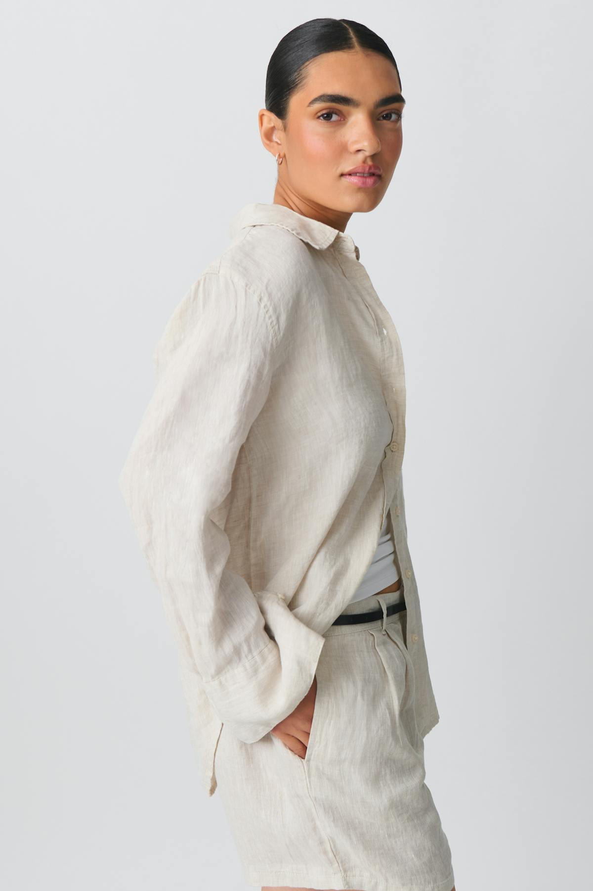 linen shirt