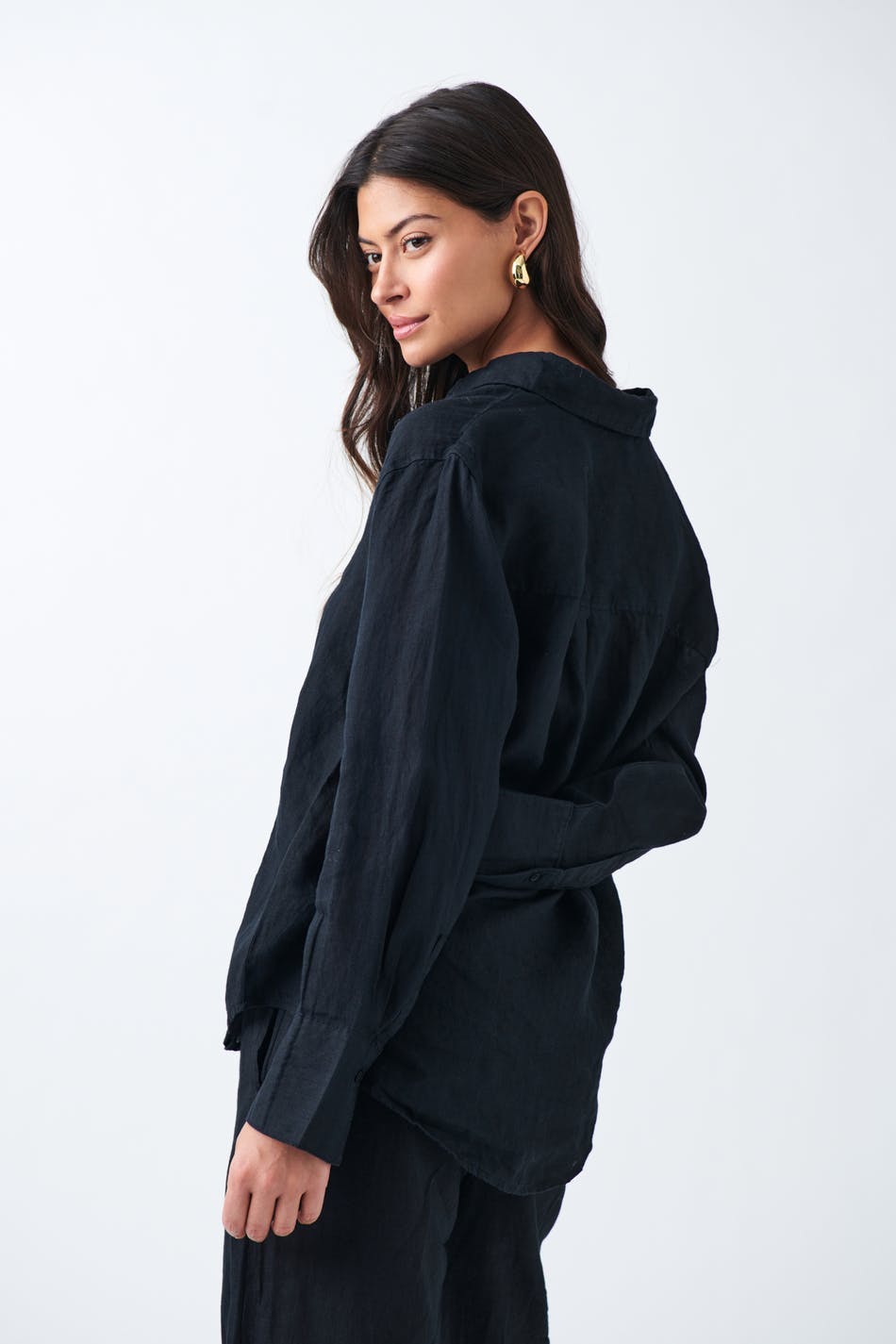 linen shirt