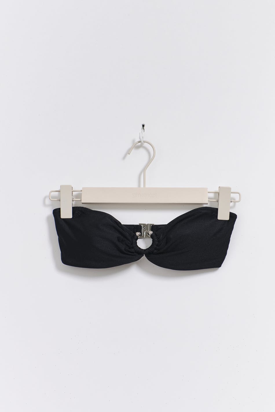 Detail bikini top
