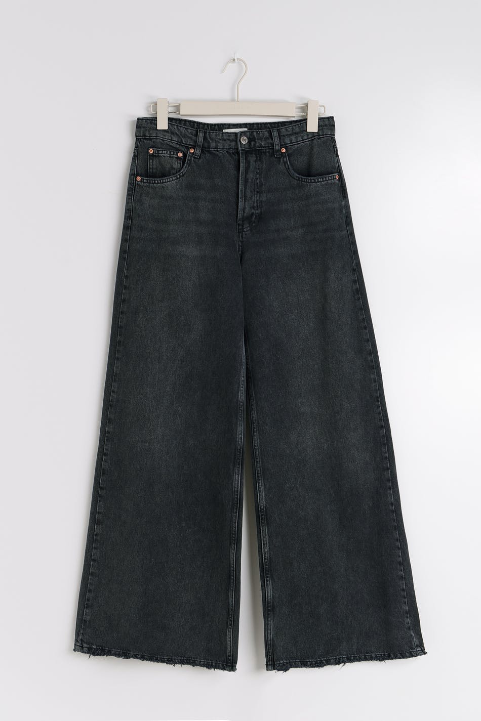 Slouchy wide jeans