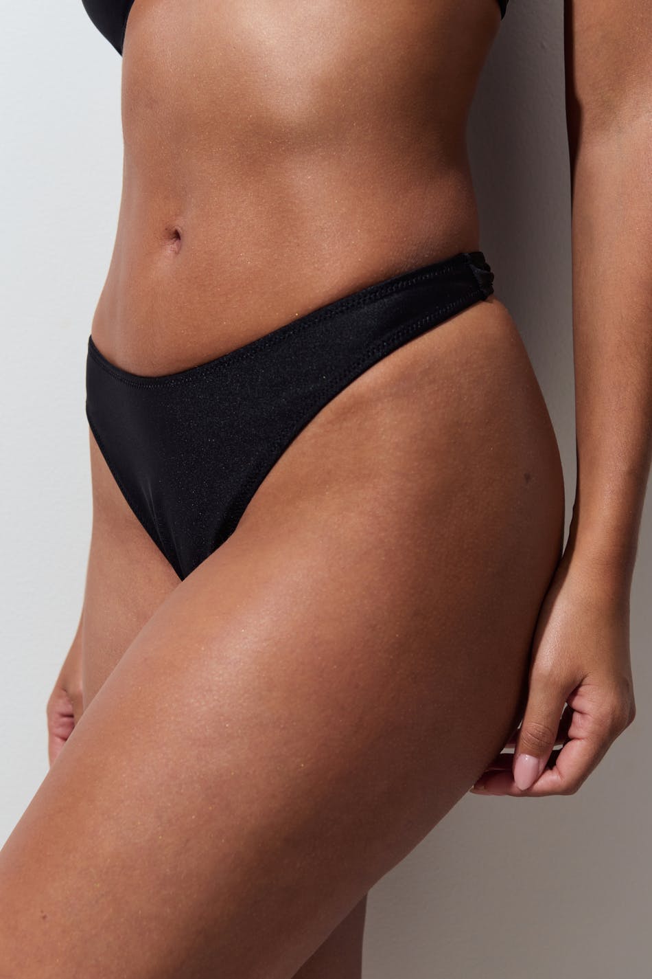 High leg bikini brief