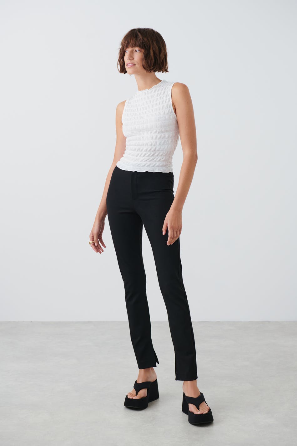 Slim slit trousers