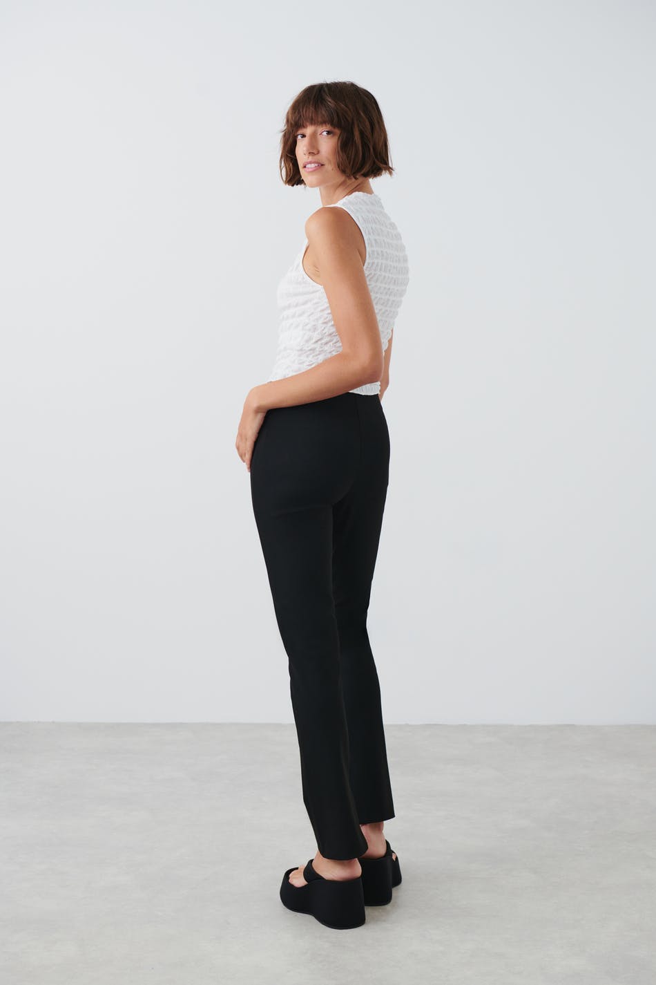 Slim slit trousers