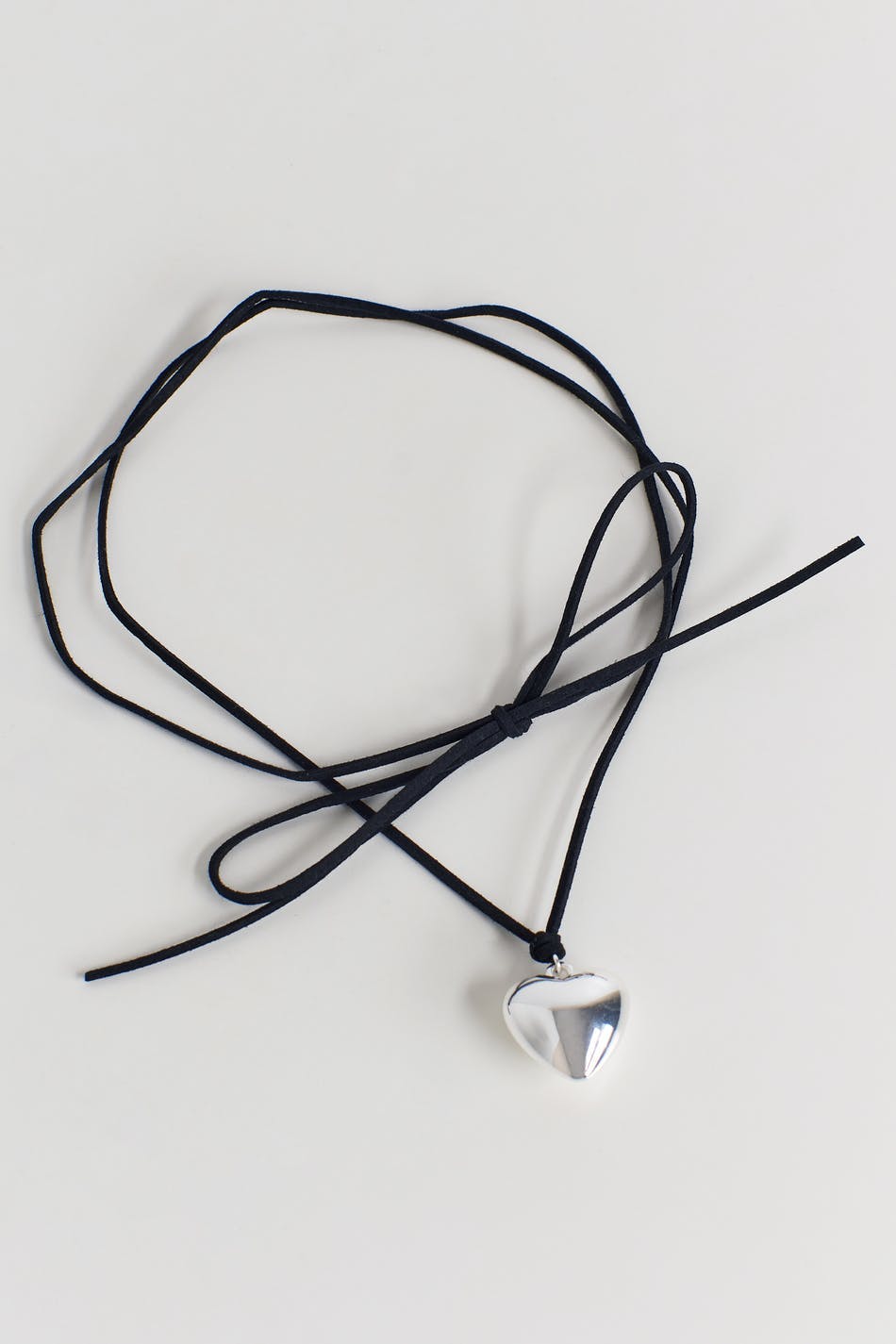 Heart strap necklace
