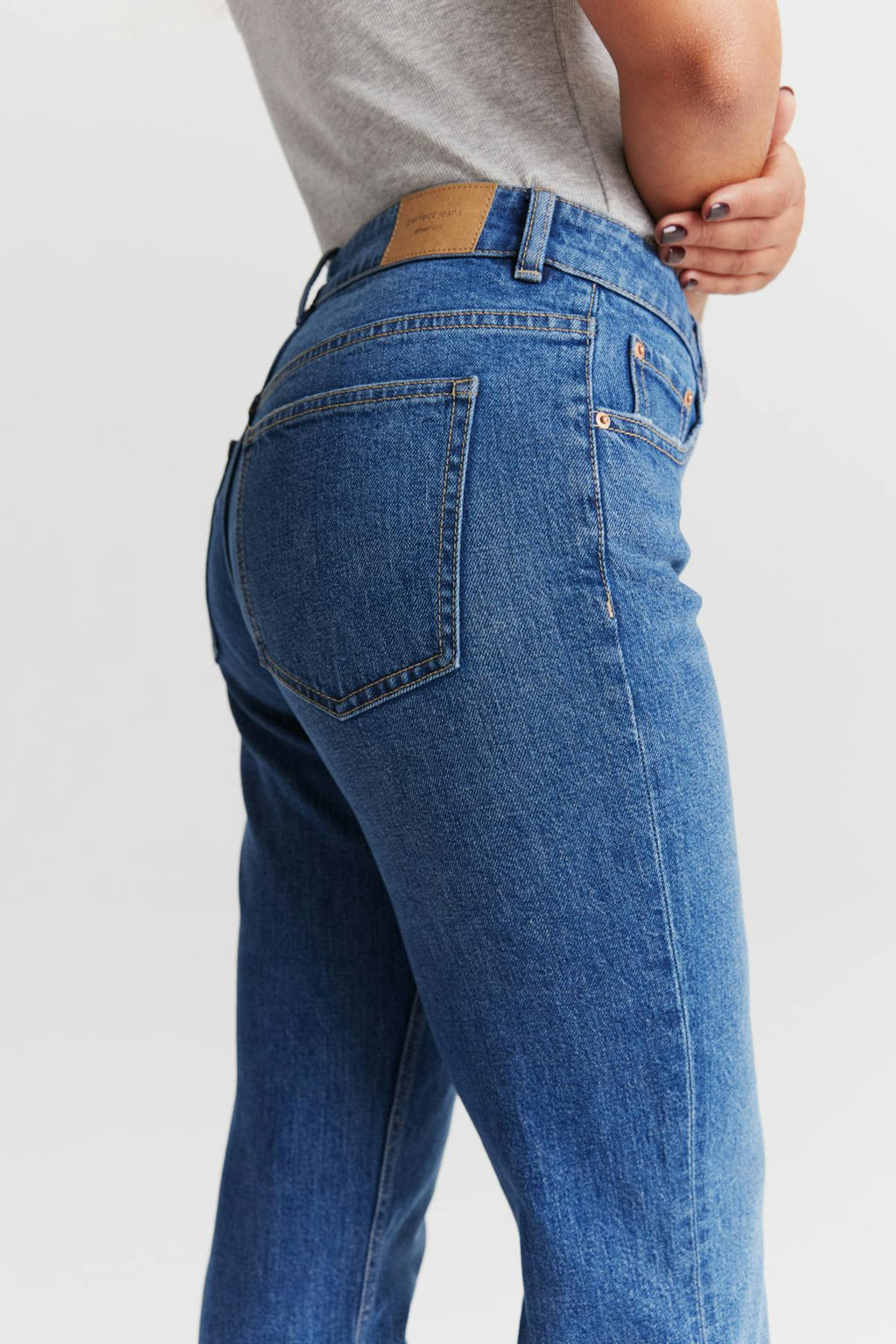 Mid straight jeans