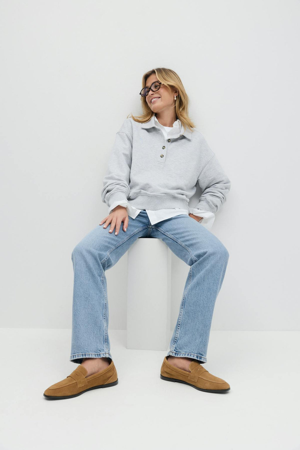 Mid straight jeans