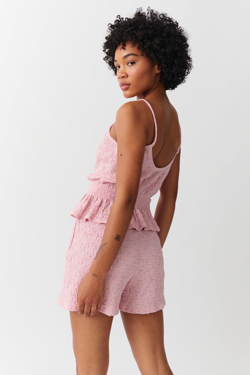 Structure shorts