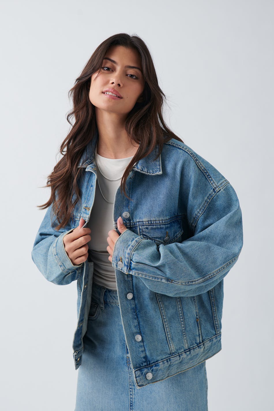 loose denim jacket