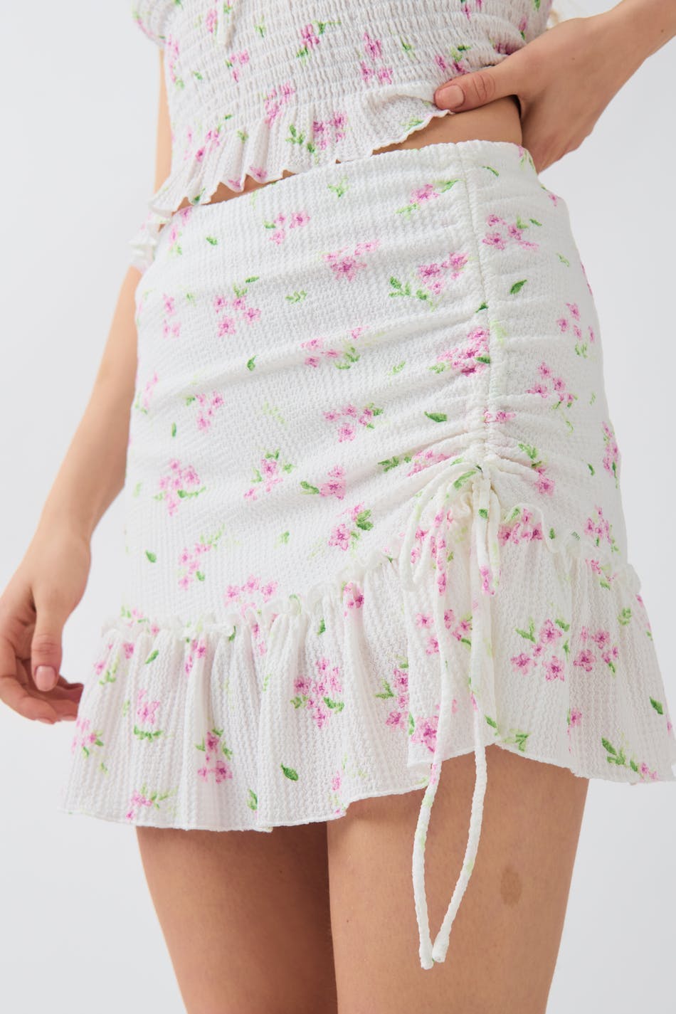Ruched frill mini skirt