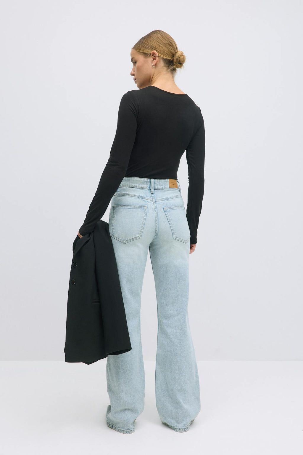 Comfy wide jeans