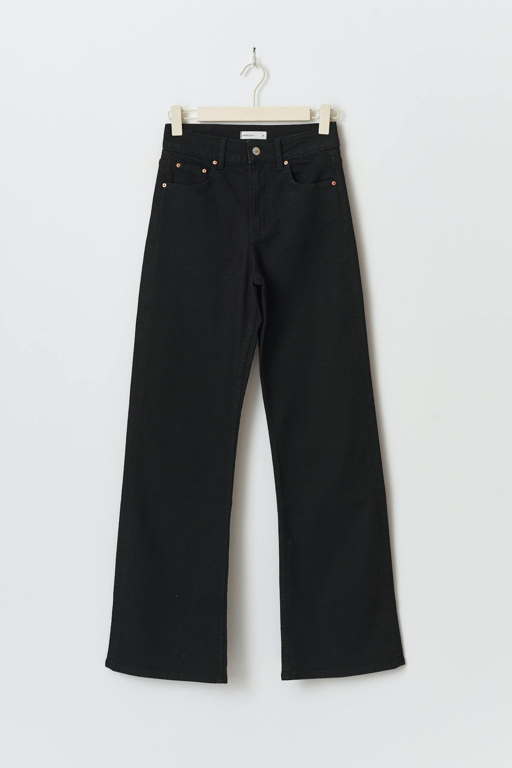 Comfy wide jeans