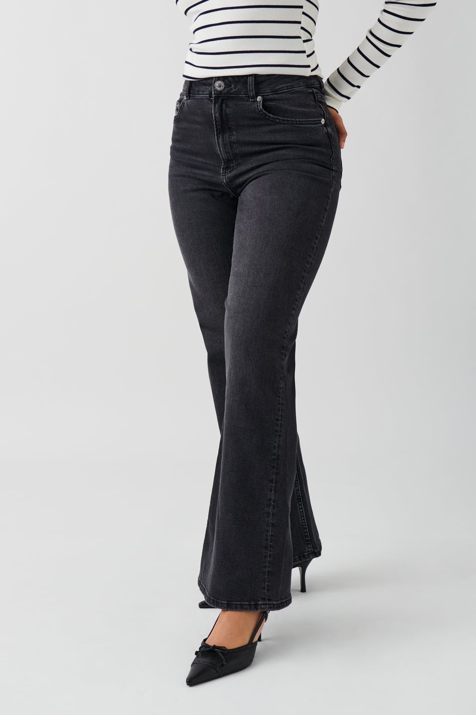 Comfy wide jeans