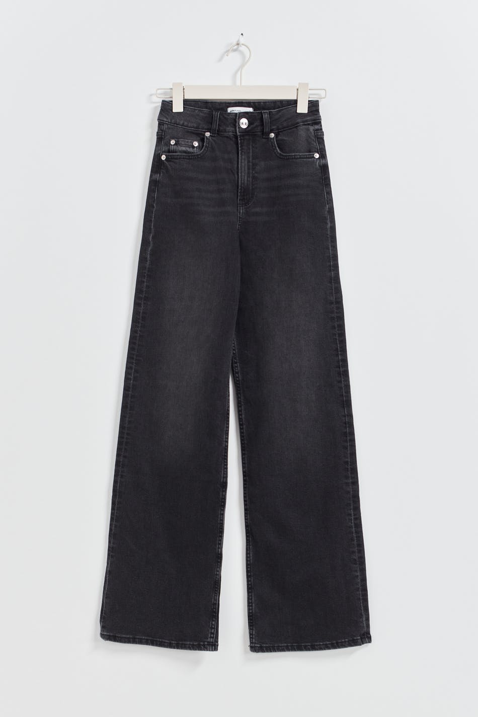 Comfy wide jeans