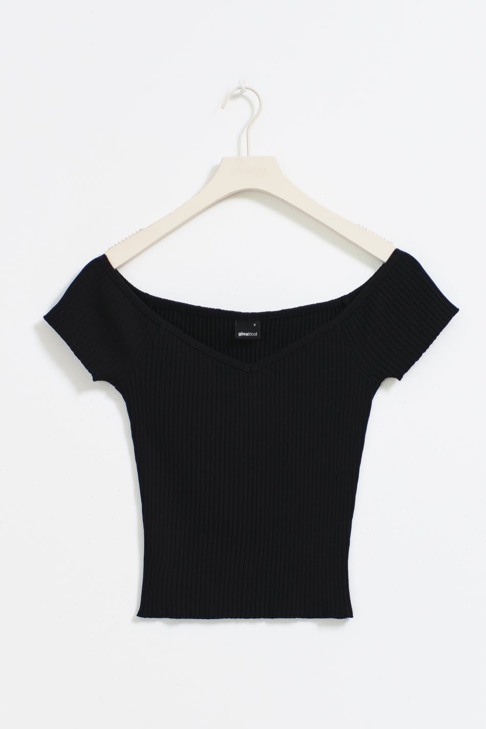 Heart shape rib top