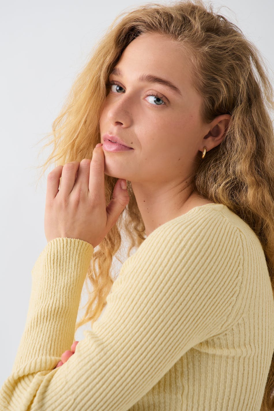 Wide sleeve knit top
