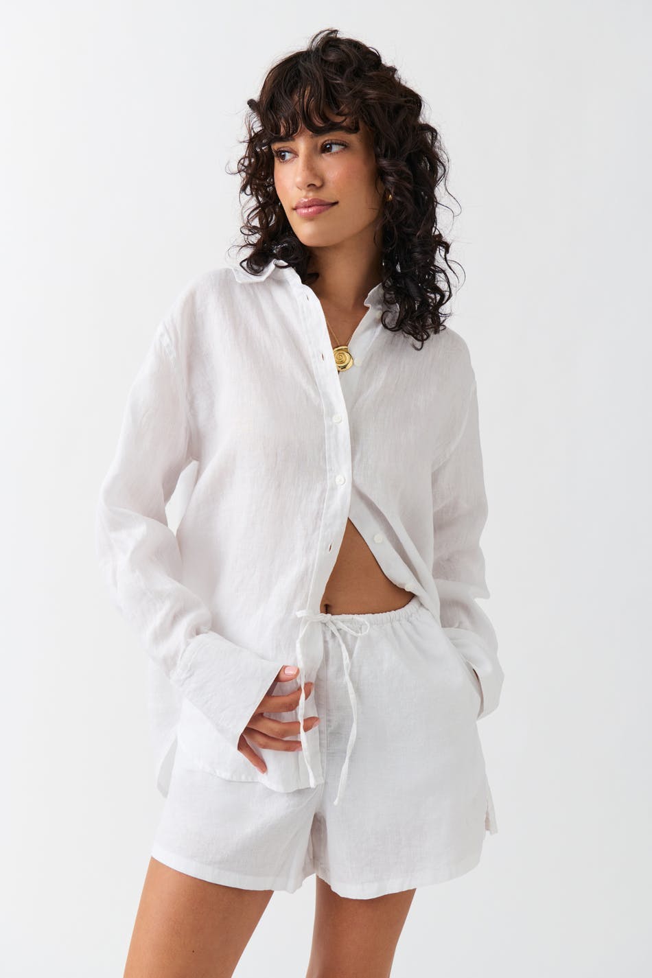 Relaxed linen blend shorts