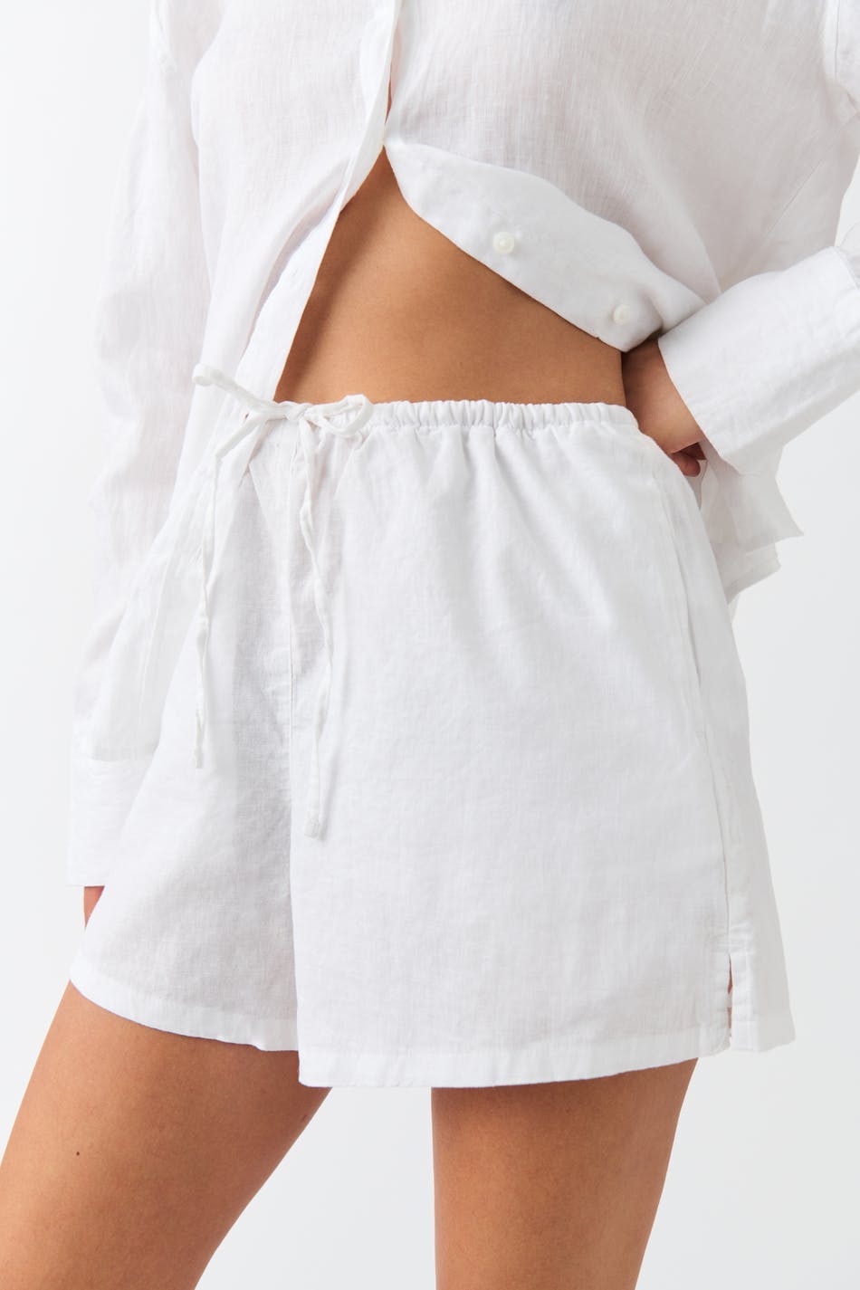 Relaxed linen blend shorts