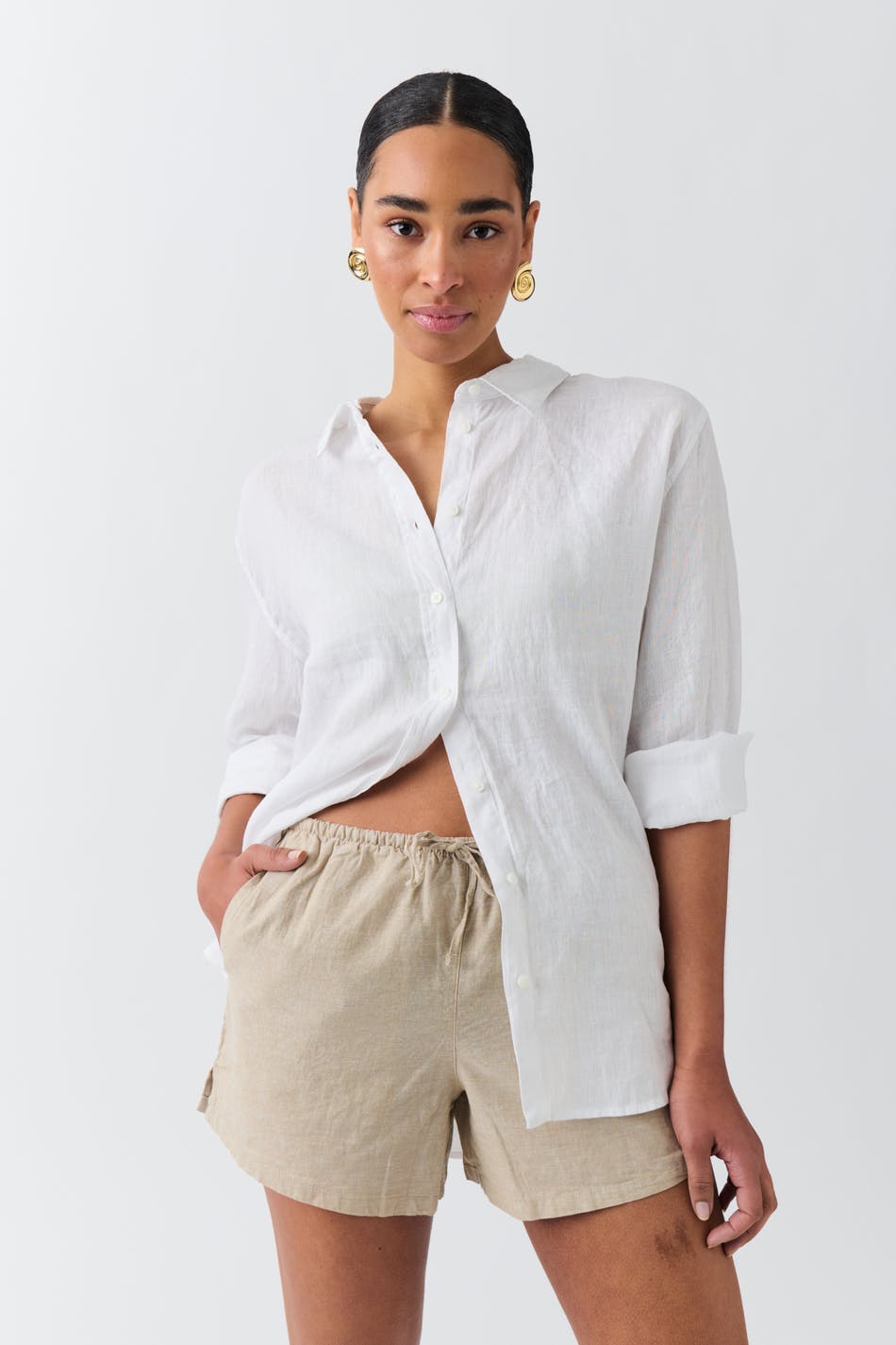Relaxed linen blend shorts