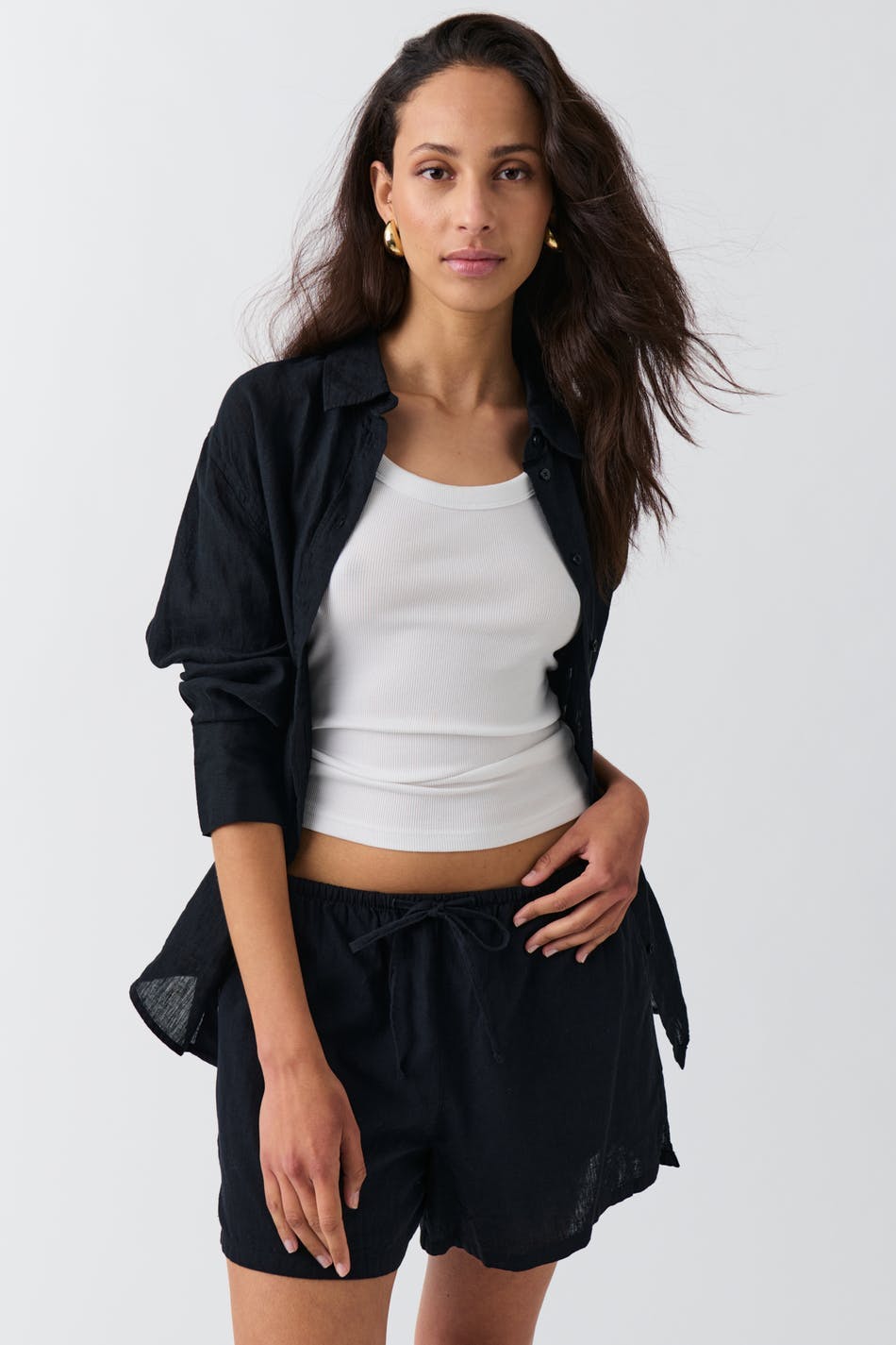Relaxed linen blend shorts