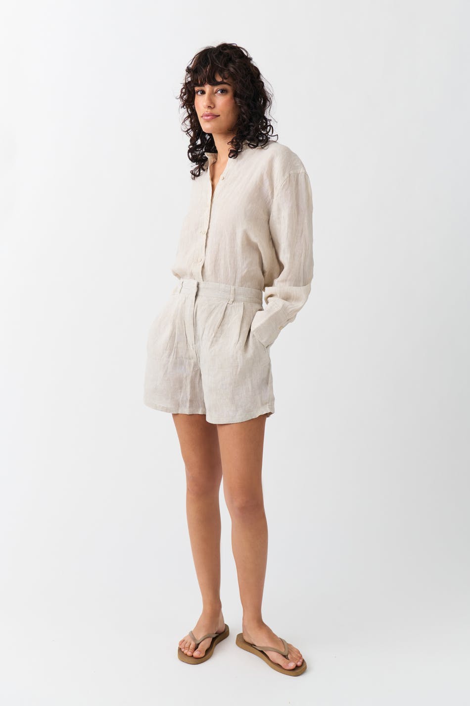 Linen shorts