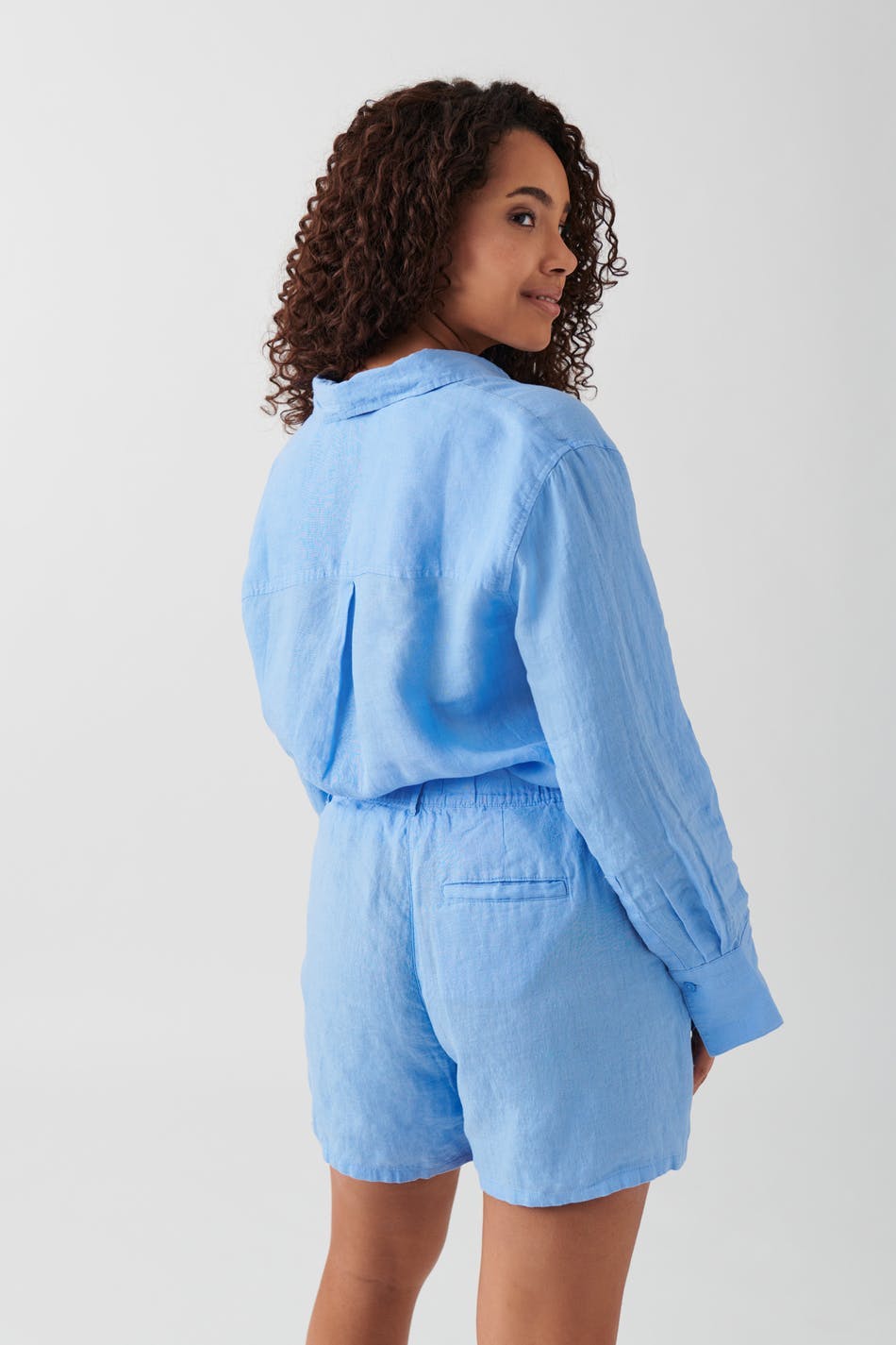Linen shorts