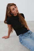 Funnel neck top