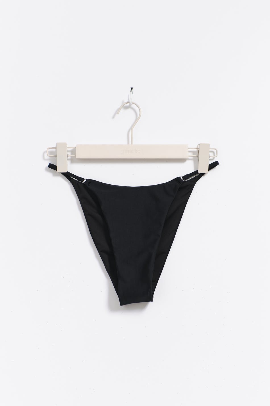 Ring bikini brief
